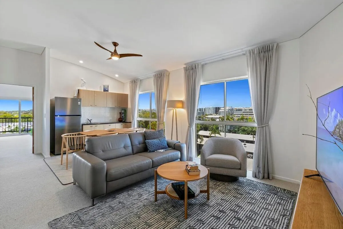 Incredible Beachside Penthouse-Riva11 Mooloolaba