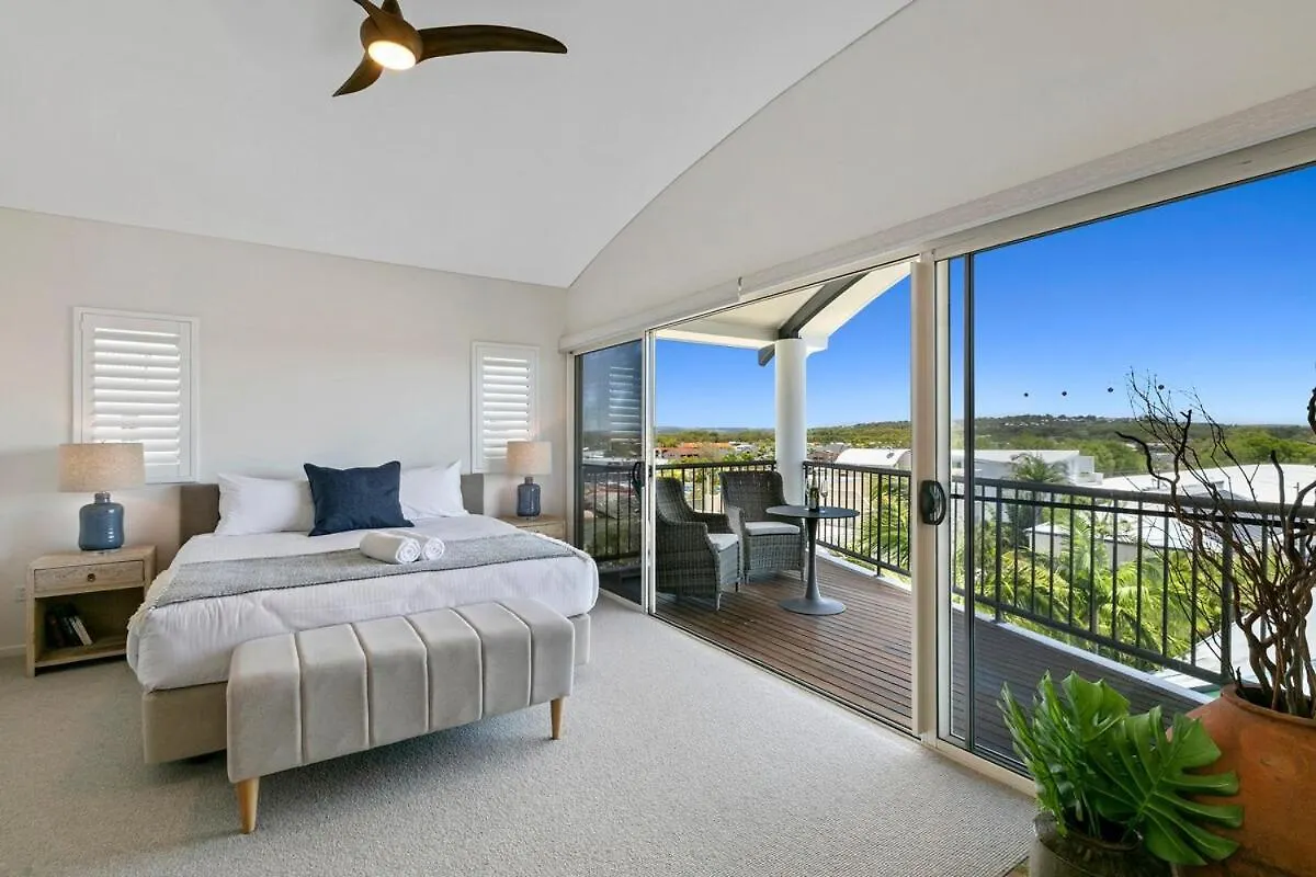 Incredible Beachside Penthouse-Riva11 Mooloolaba